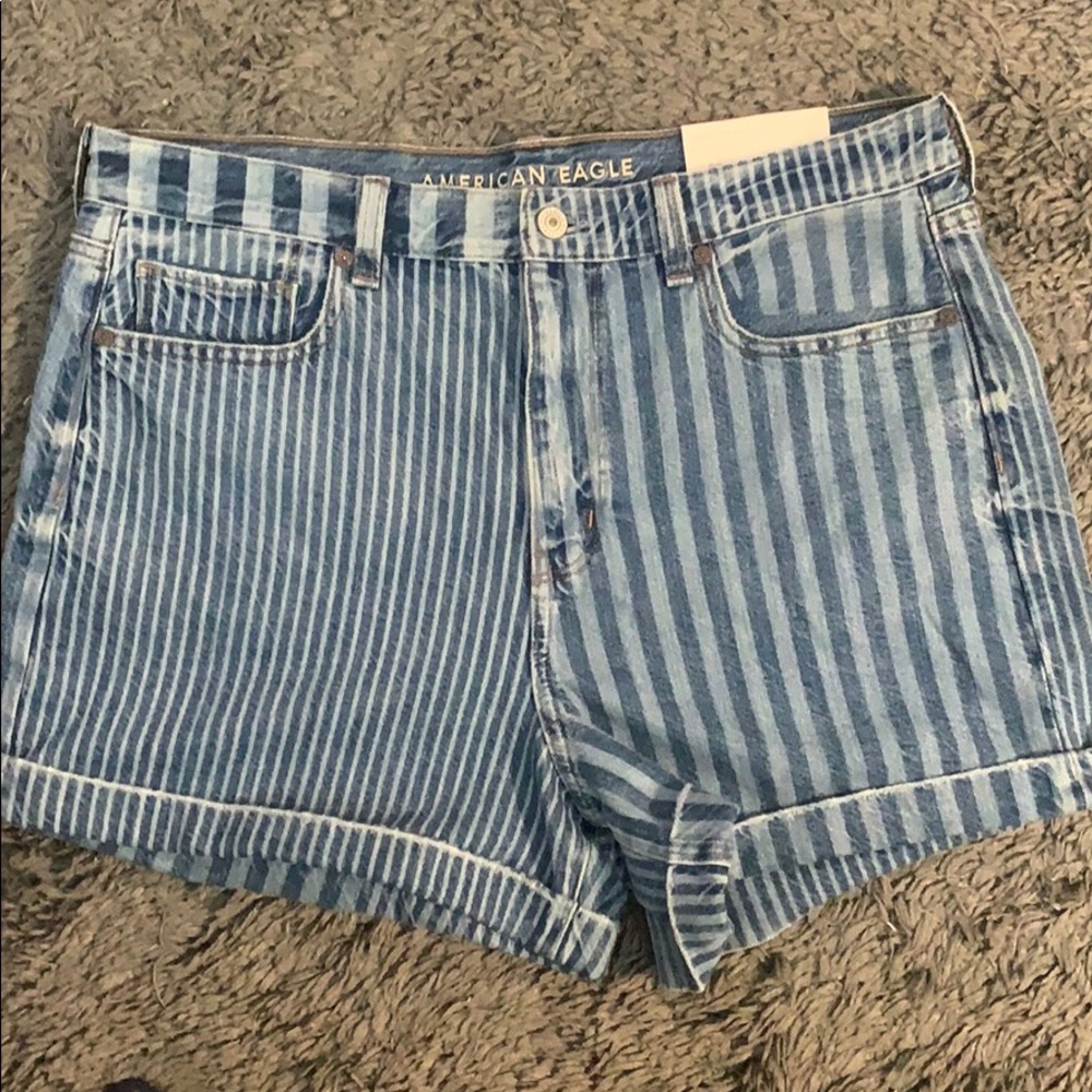 American Eagle Mom Shorts